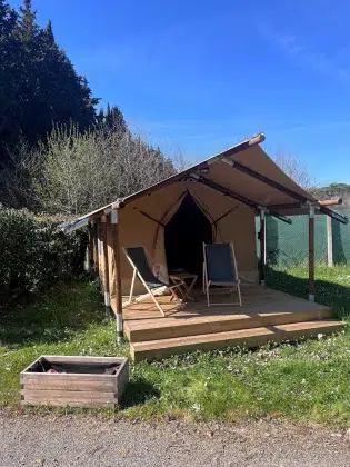 hébergement insolite Carcassonne en Aude