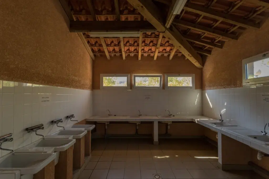 Sanitaire salle vaisselle