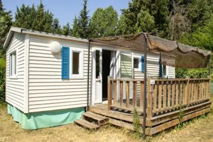 Mobil-home rénové du camping avec label qualité près de Carcassonne